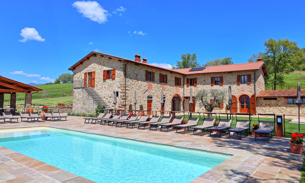 Pratovecchio Villa | Villa Belfiore by fewo-toscana completely detached villa with private pool