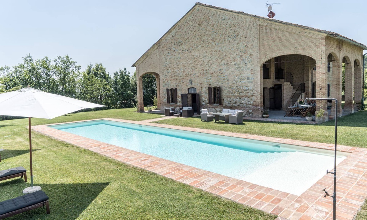 Salsomaggiore Terme Villa | Villa Ca de Poi Tabiano Castle Country Villas