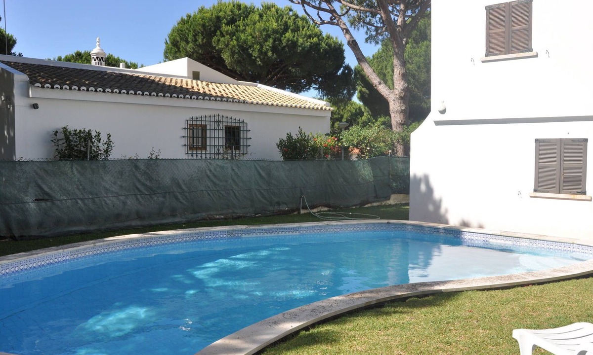 Quarteira Villa | Villa in Vilamoura with Private Pool