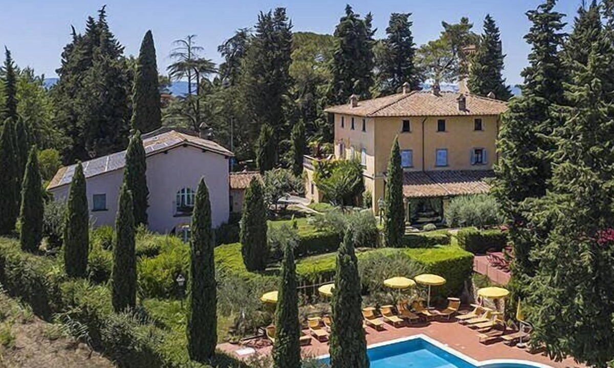 Montespertoli Hotel | Villa La Cappella