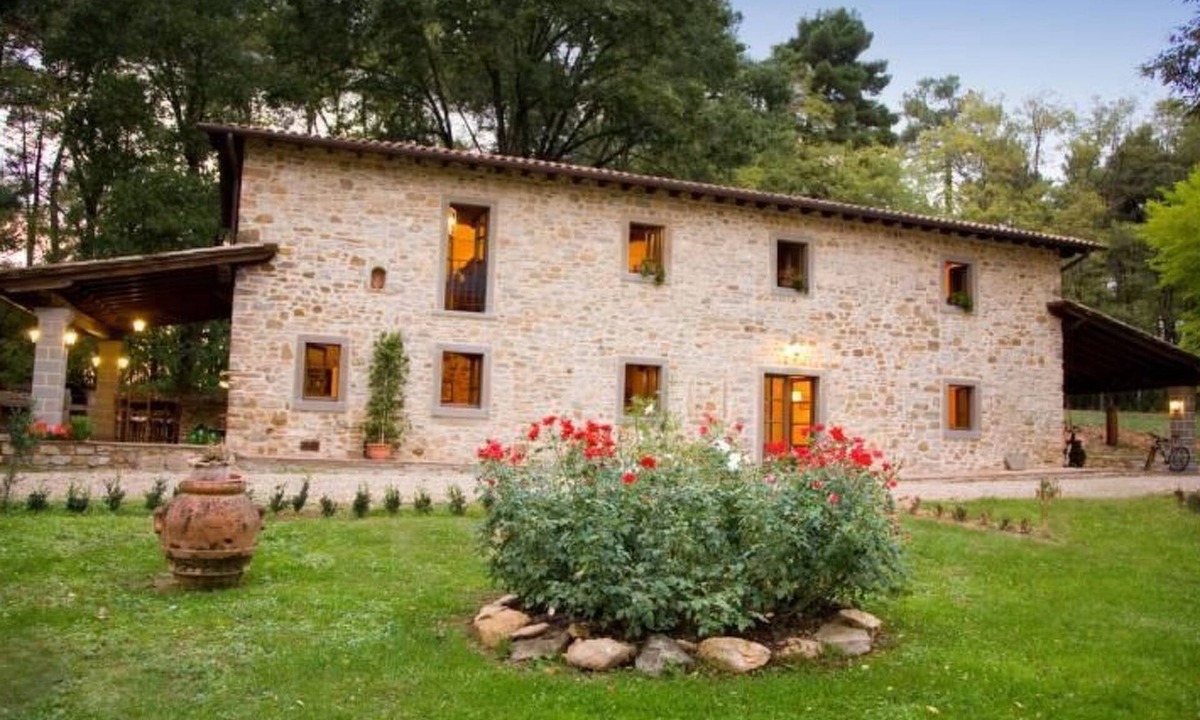 Poppi House | Villa Liz' Anwesen mit privatem Pool by Interhome