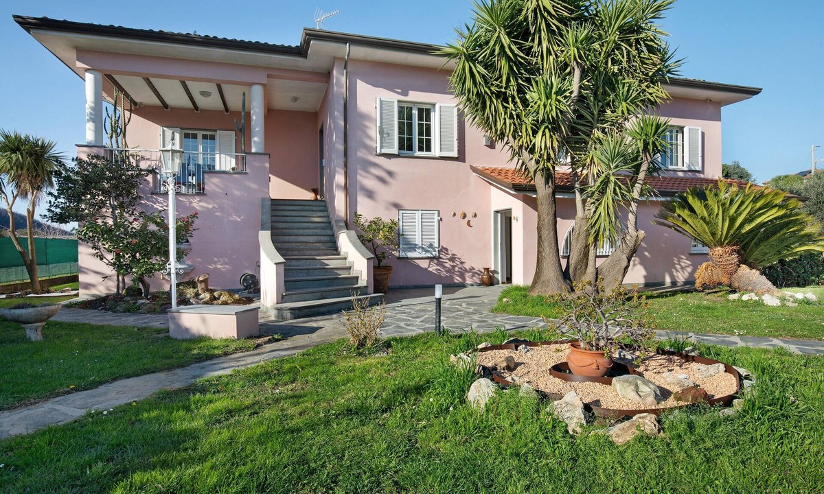 Ameglia Villa | Villa 'Lucia' with Mountain Views, Private Terrace and Wi-Fi