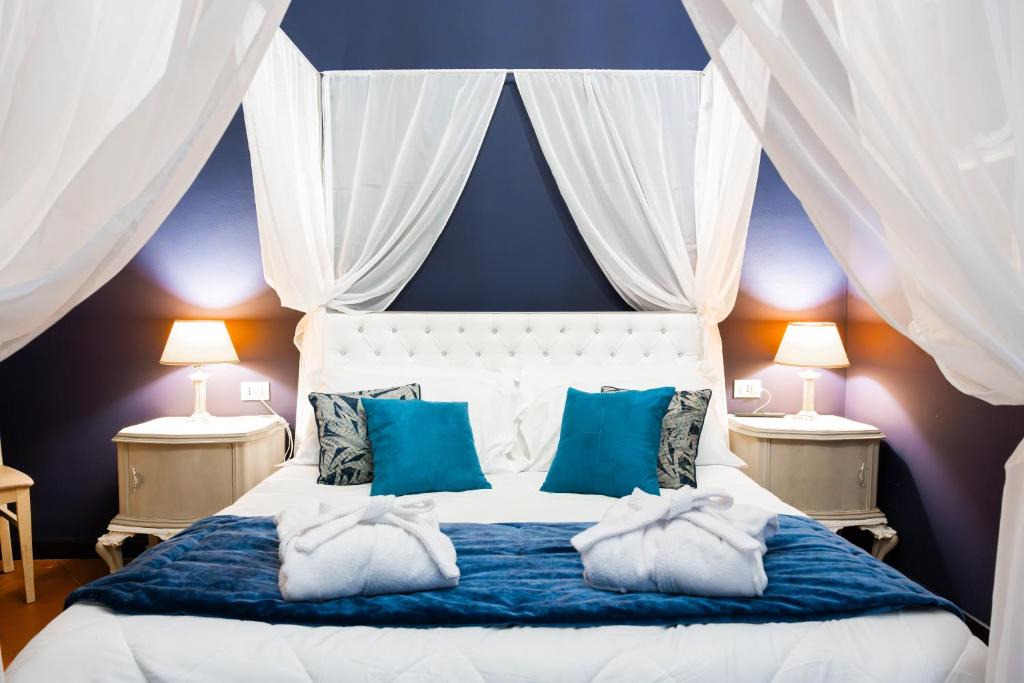 San Donato-San Vitale House | Villa Meraville B&B