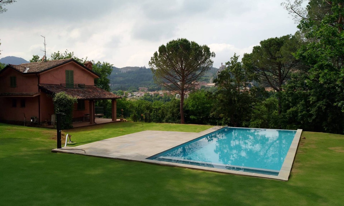 Brisighella Villa | Villa of the roses Brisighella