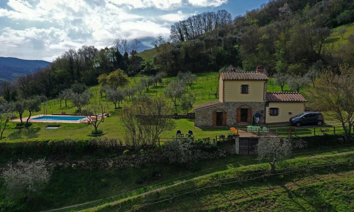 Radicondoli Villa | Villa San Regolino swimming pool exclusive use