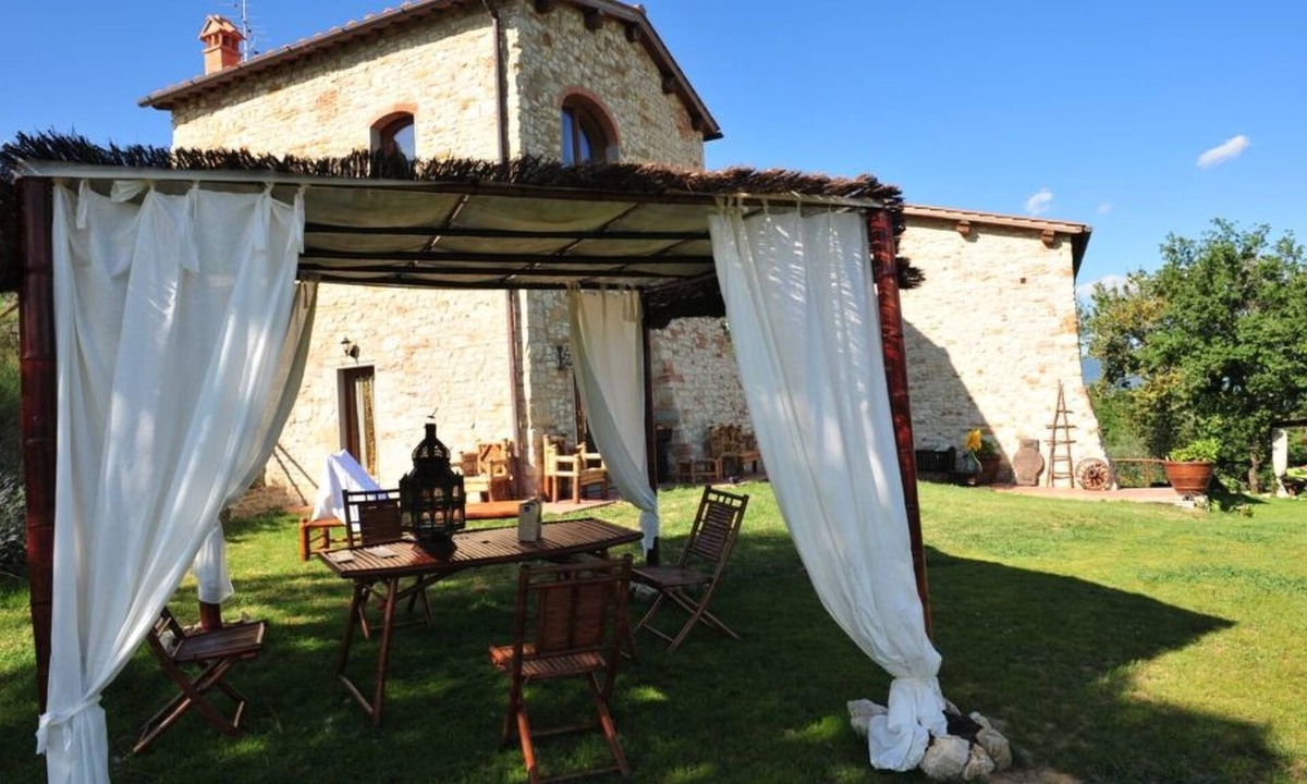 Rignano sull'Arno House | Villa Silvia by Interhome