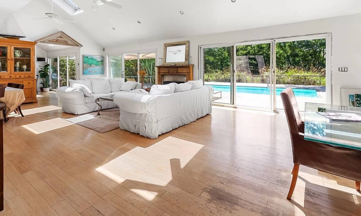 East Hampton North Villa | Villa Sofia: Luxurious Retreat in East Hampton North nnn