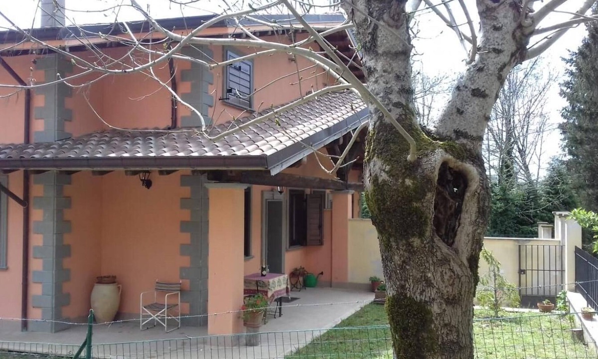 Firenzuola House | Villa with garden