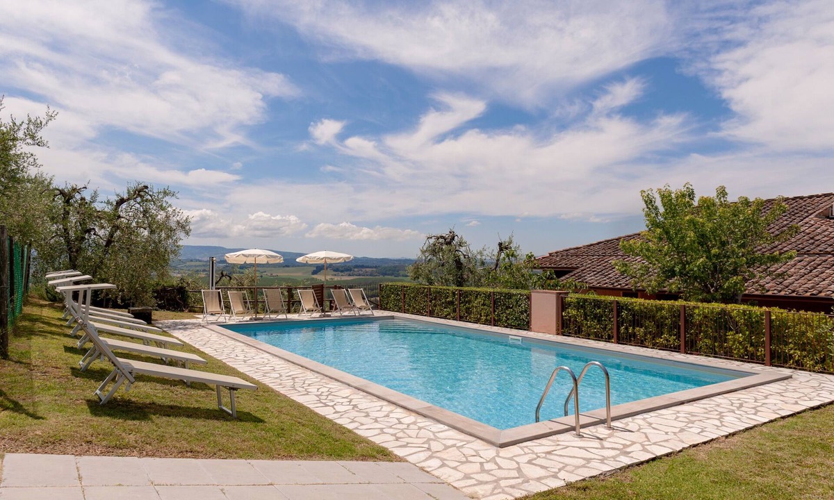 Treggiaia Villa | Villa with Private Pool, Wi-Fi, and Air Conditioning in Treggiaia
