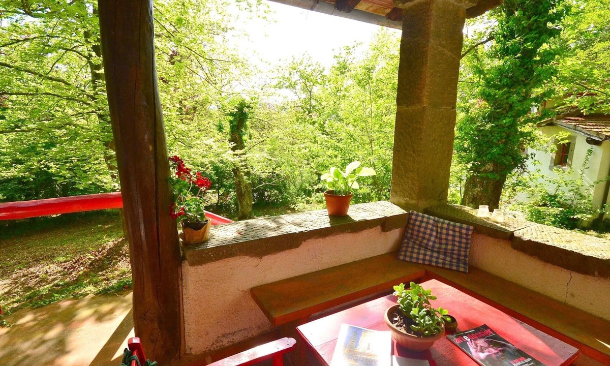 San Marcello Piteglio House | Vintage Vacation Home