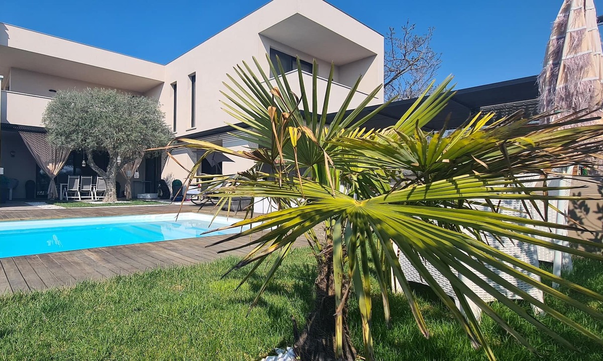 Gariga Apartment | Vrbo Property