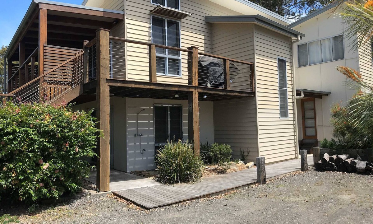 South Durras House | Walk to South Durras Beach | Gone Coastal
