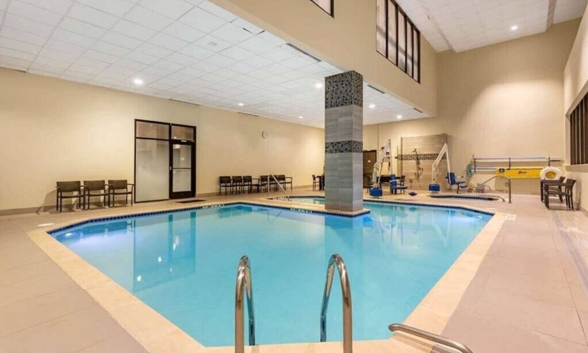 West End Resort | Washington DC | Couples DC Getaway | Gym + Downtown Stay