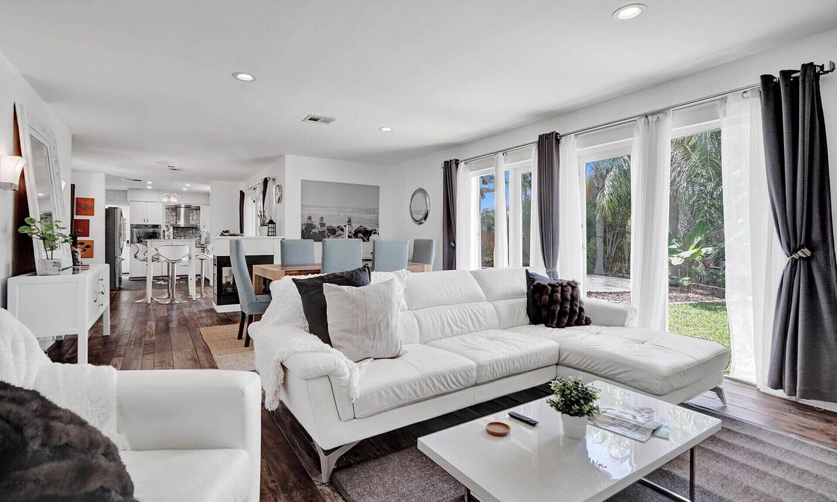 Coral Ridge Isles House | Waterfront 2BR Home Heated Pool BBQ Parking!