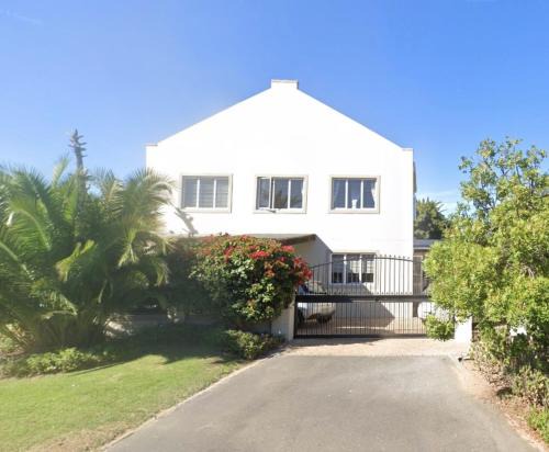 Flamingo Vlei Apartment | Whale Tale Dolphin Blue Sleeps 2