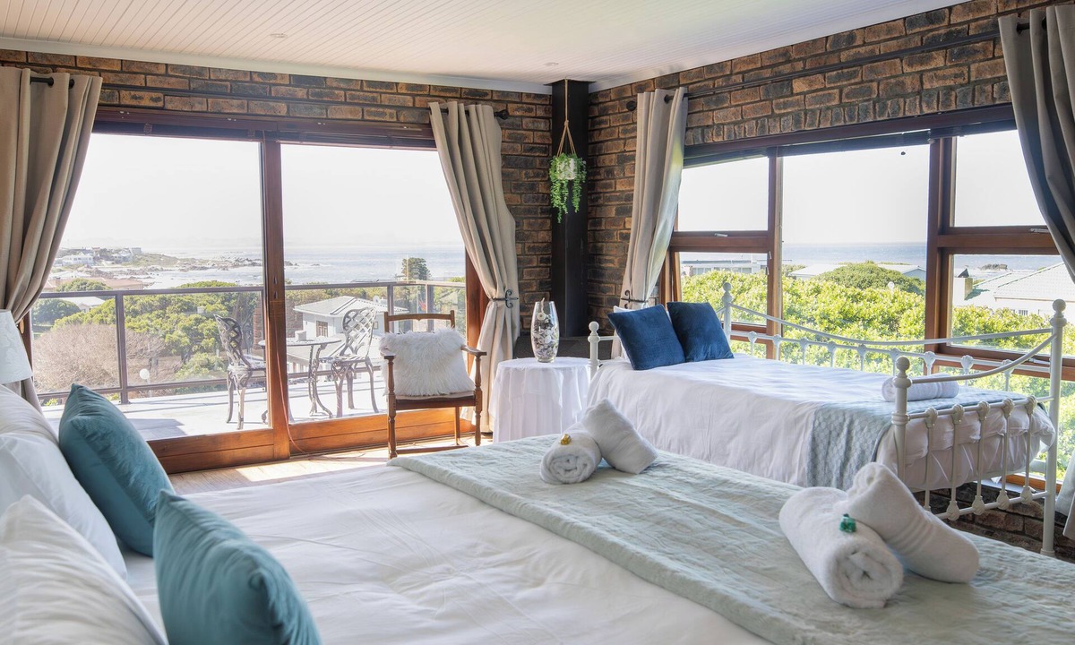 Van Dyks Bay Bed & Breakfast | White Shark Guest House
