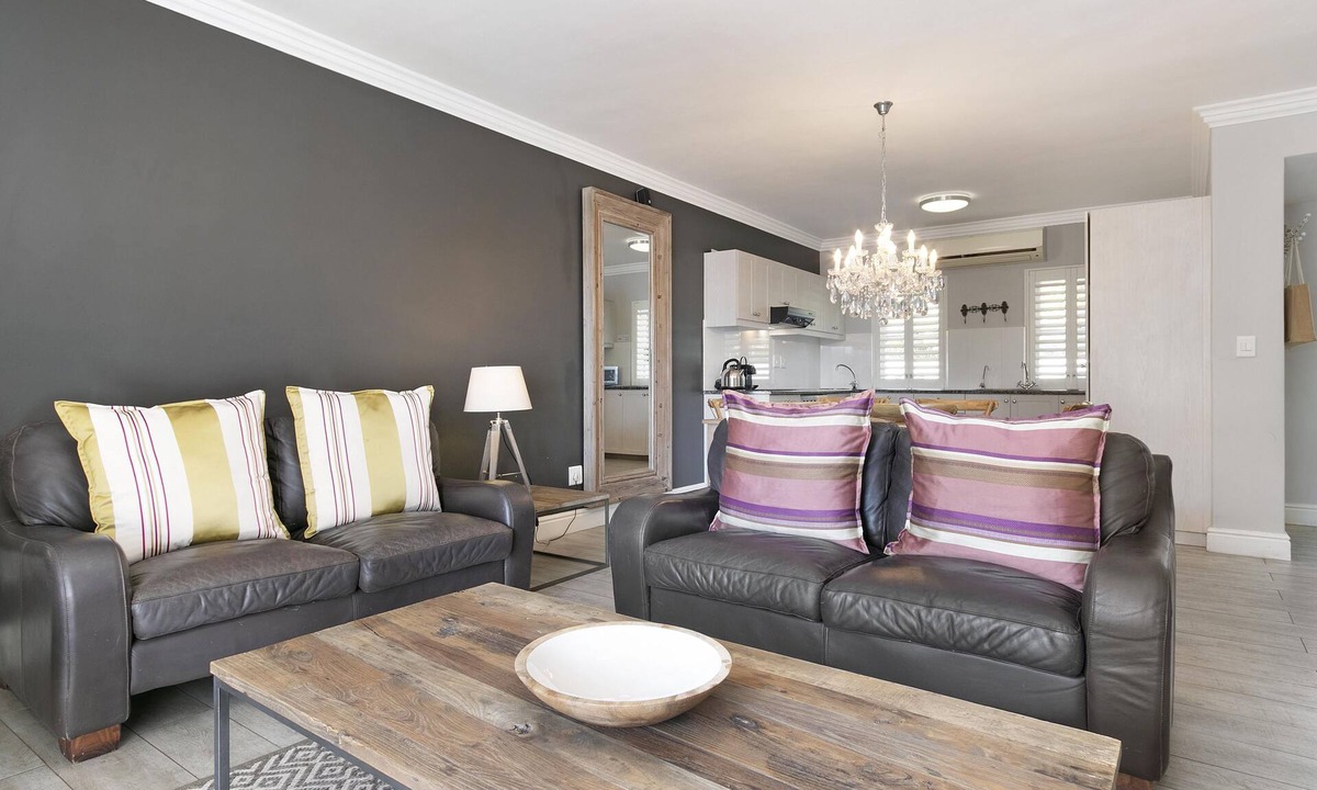 Stellenbosch Villa | Winelands Golf Lodges 24