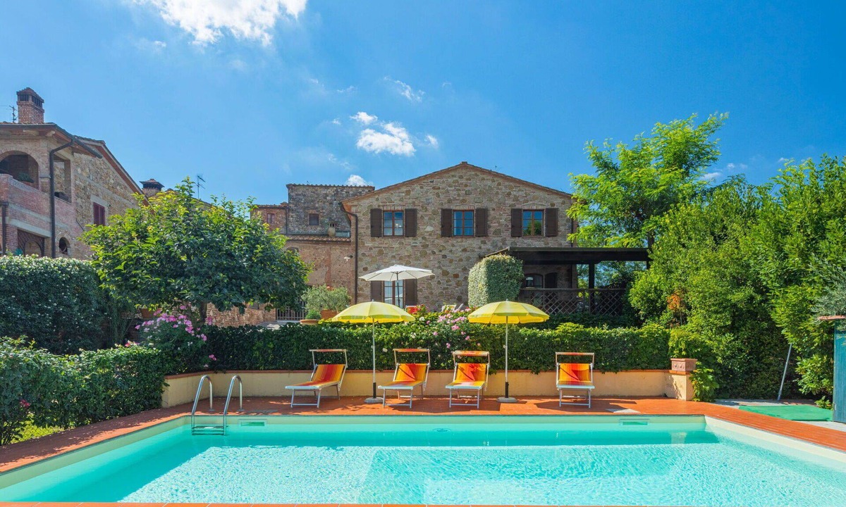 Gambassi Terme House | Wonderful private villa for 10 guests with WIFI, private pool, TV and terrace