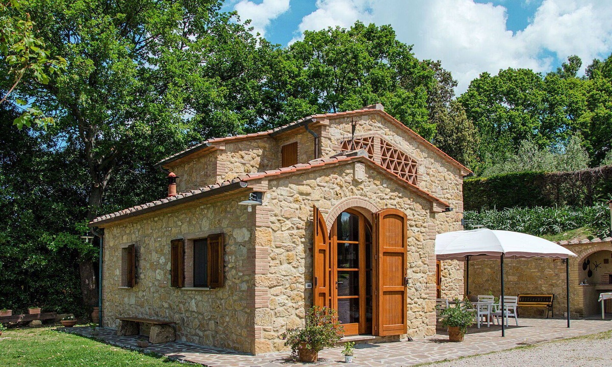 Volterra House | Wonderful private villa for 2 people with WIFI, TV and terrace
