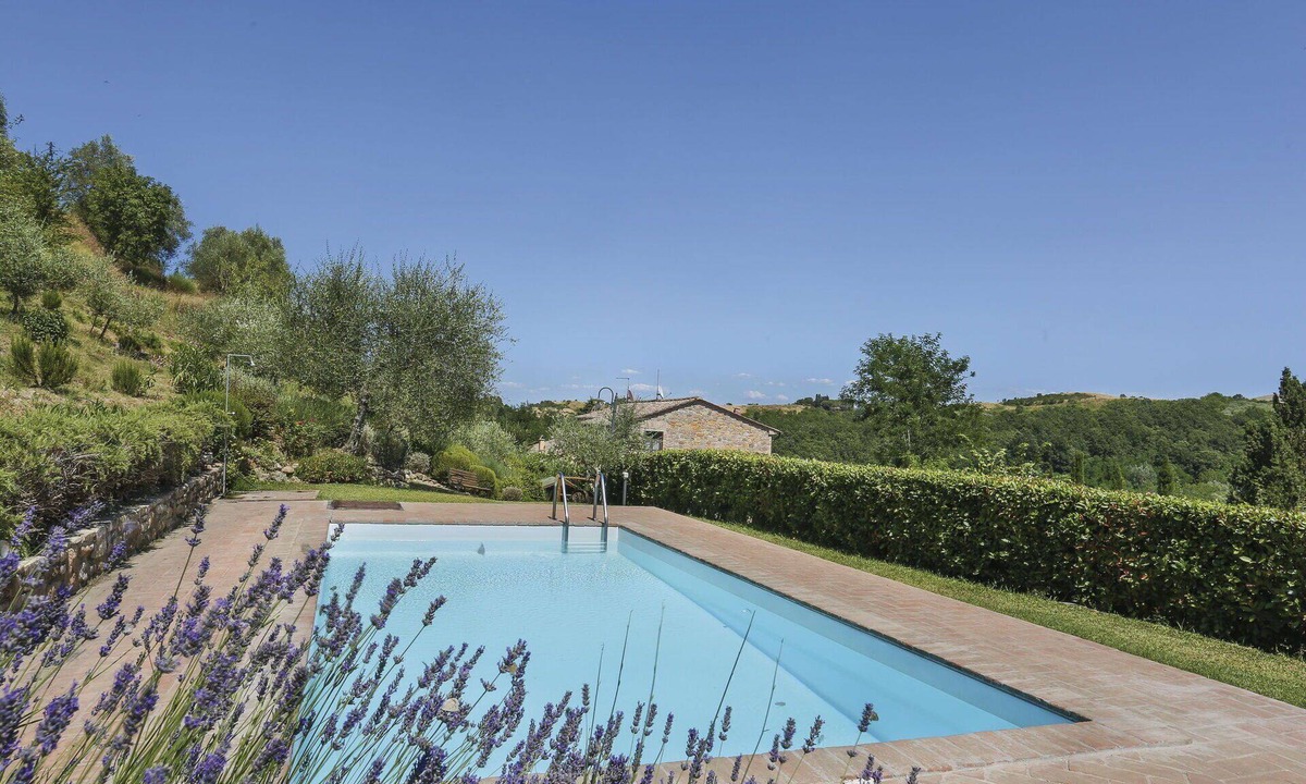 Sughera House | Wonderful villa for 6 guests with private pool, TV, patio and pets allowed