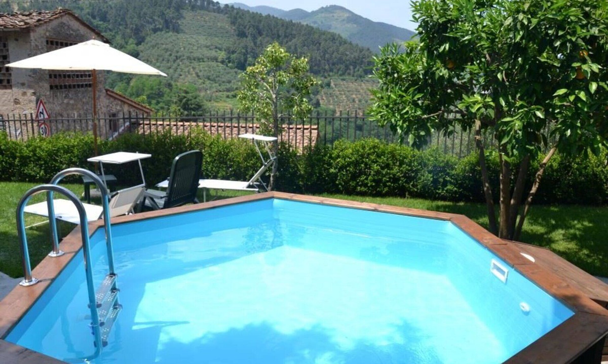 Castelvecchio Villa | Wonderful villa with A/C, WIFI, private pool, TV, terrace and panoramic view, close to Lucca