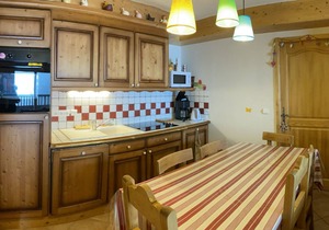 Apartment 8 pers, south balcony, parking and pool