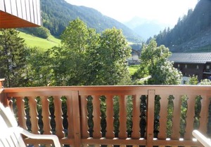 Appartement cosy pour 4-5 personnes, centre village, proche pistes, ascenseur, bien équipé - FR-1-342-163