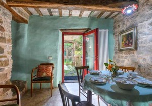 Beautiful Apartment In Villagrande Di Monteco