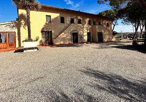 Holiday apartment Lari for 1 - 4 persons with 1 bedroom - Farmhouse
