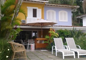 House on the sand beach, 4 bedrooms, spectacular view, Portogalo, Angra dos Rei