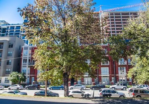 Nashville Apt on Music Row Sleeps 6 Great Location!