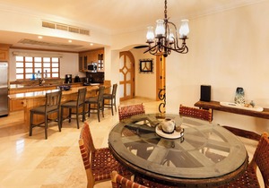 Villa La Estancia 1706 - 2BR/3BA Premium Oceanview