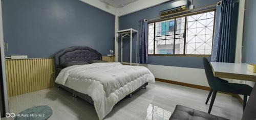 Sila Hostel | สิริธิราเพลส Sirithira Place