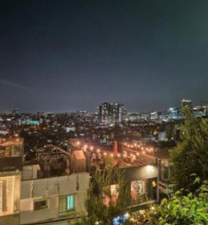 Itaewon Villa | 이태원 가성비 해방촌옥탑 Namsan View Rooftop in Haebangchon 신흥시장