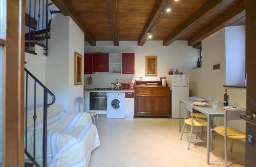 Ortignano Raggiolo House | 1 bedroom pet friendly home in Ortignano Raggiolo
