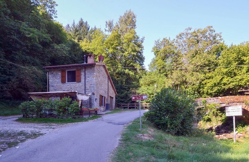 Ortignano Raggiolo House | 1 bedroom pet friendly home in Ortignano Raggiolo