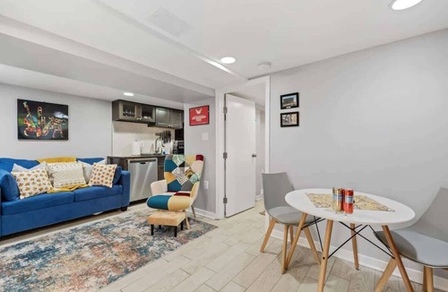 Petworth Apartment | 1-BR Pad in the Heart of Petworth/Walk to METRO