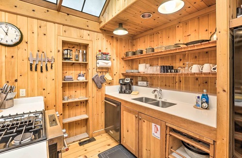 Upper Kingsbury House | < 1 Mi to Heavenly Lifts: Tahoe Area Townhome!