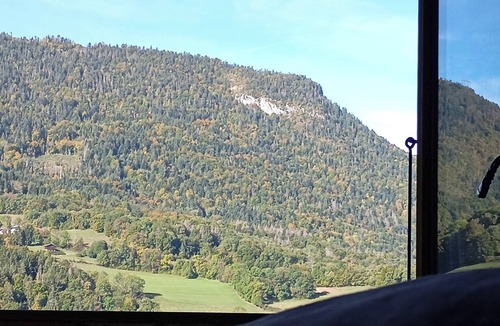 Faverges-Seythenex Ski Chalet | 10 min from Lake Annecy, large, quiet chalet with view