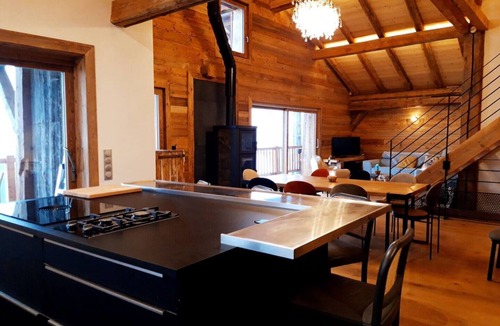 Villard-sur-Doron Ski Chalet | 12-person chalet with sauna and Nordic bath