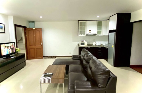 Bangkok Central Business District Apartment | 14 Place Sukhumvit Suites - SHA Plus