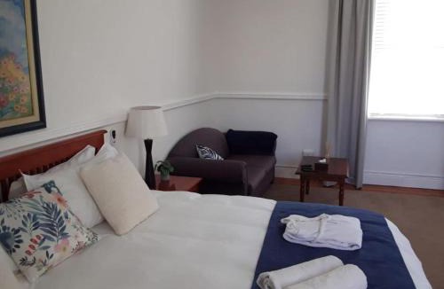 Green Point Villa | 15 Braeside