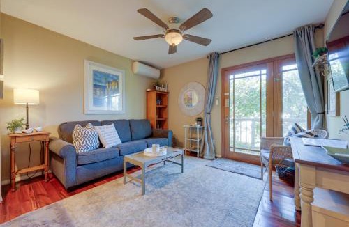 Santa Paula House | 16 Mi to Beaches & Wineries! Chic Peaceful Retreat