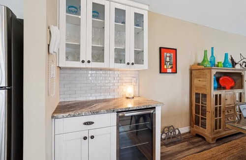 Buck Island Apartment | 1606 - Shades of Sand - Corolla Escape w/Hot Tub & Community Pool