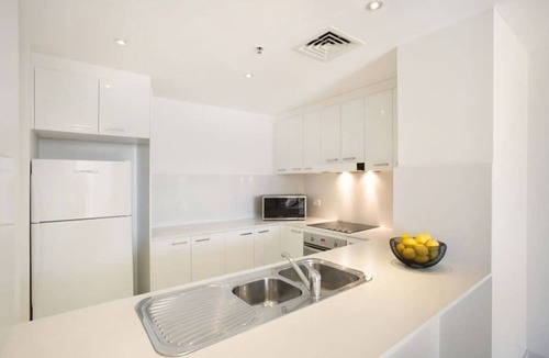 Surfers Paradise Apartment | 1803 Allunga 18th Floor Ocean views