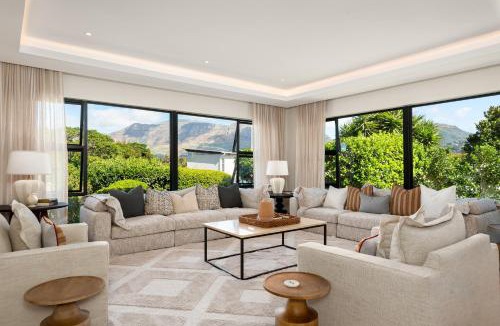 Constantia Villa | 19 Kreupelbosch Way