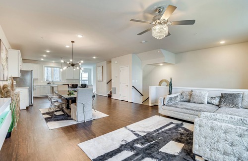 Fort Meade House | 19 Mi to Baltimore: Townhome in Maryland City