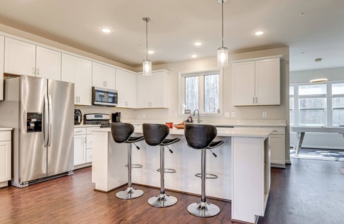 Fort Meade House | 19 Mi to Baltimore: Townhome in Maryland City