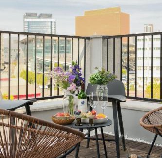 Cheongpa-dong House | 2호점 NEW 2BR 3min Seoul Station Elevator Terrace Namsan View Free Luggage