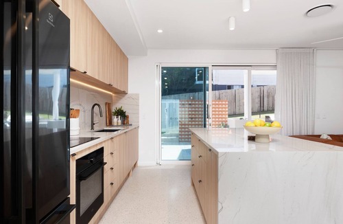 Peregian Beach Apartment | 2-196 "Olas" David Low Way, Peregian Beach